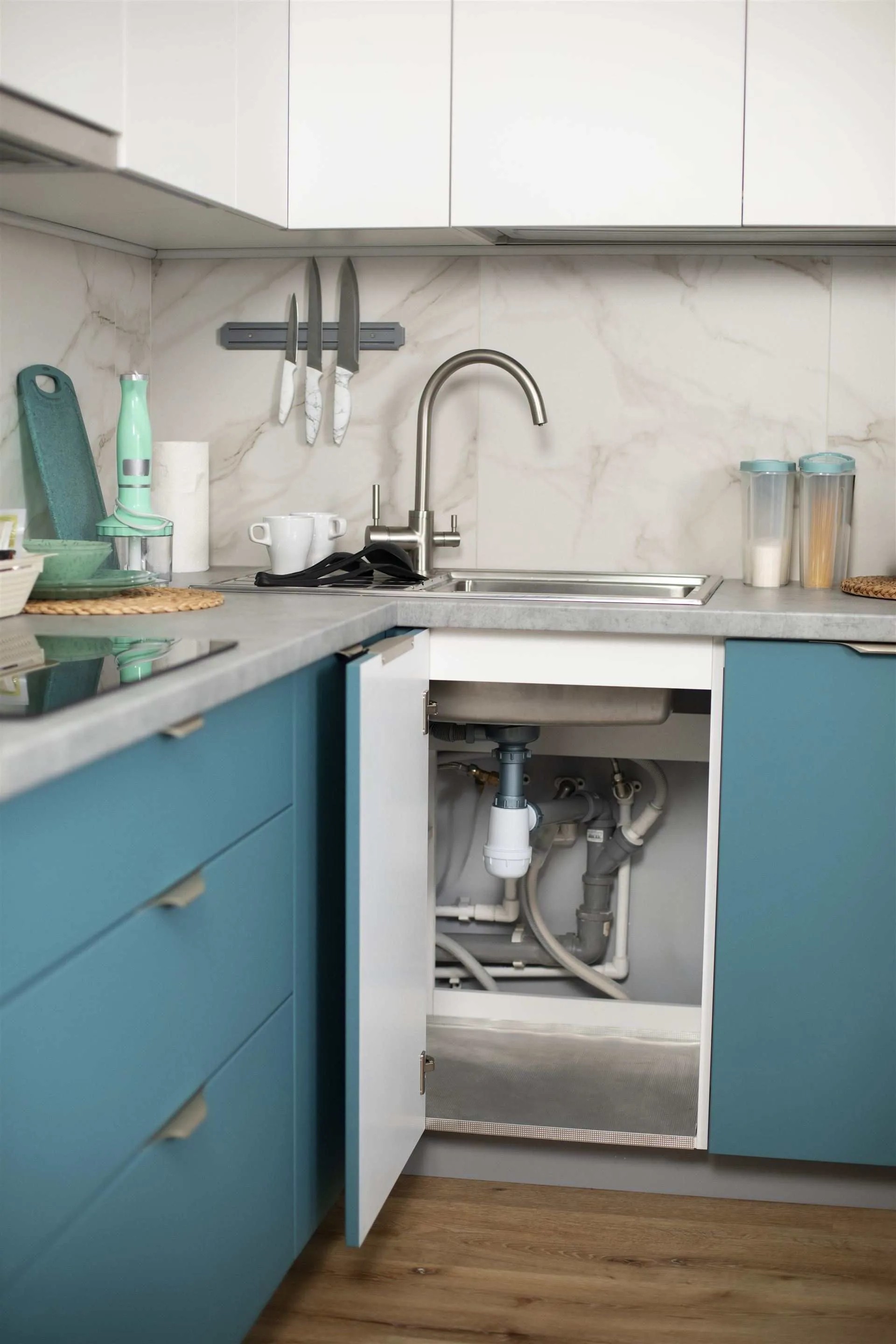 Reparación tuberías cocina Coruña